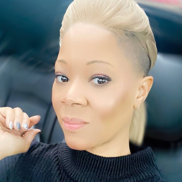 Meet your Posher, Sonja - Picture 1 of 1